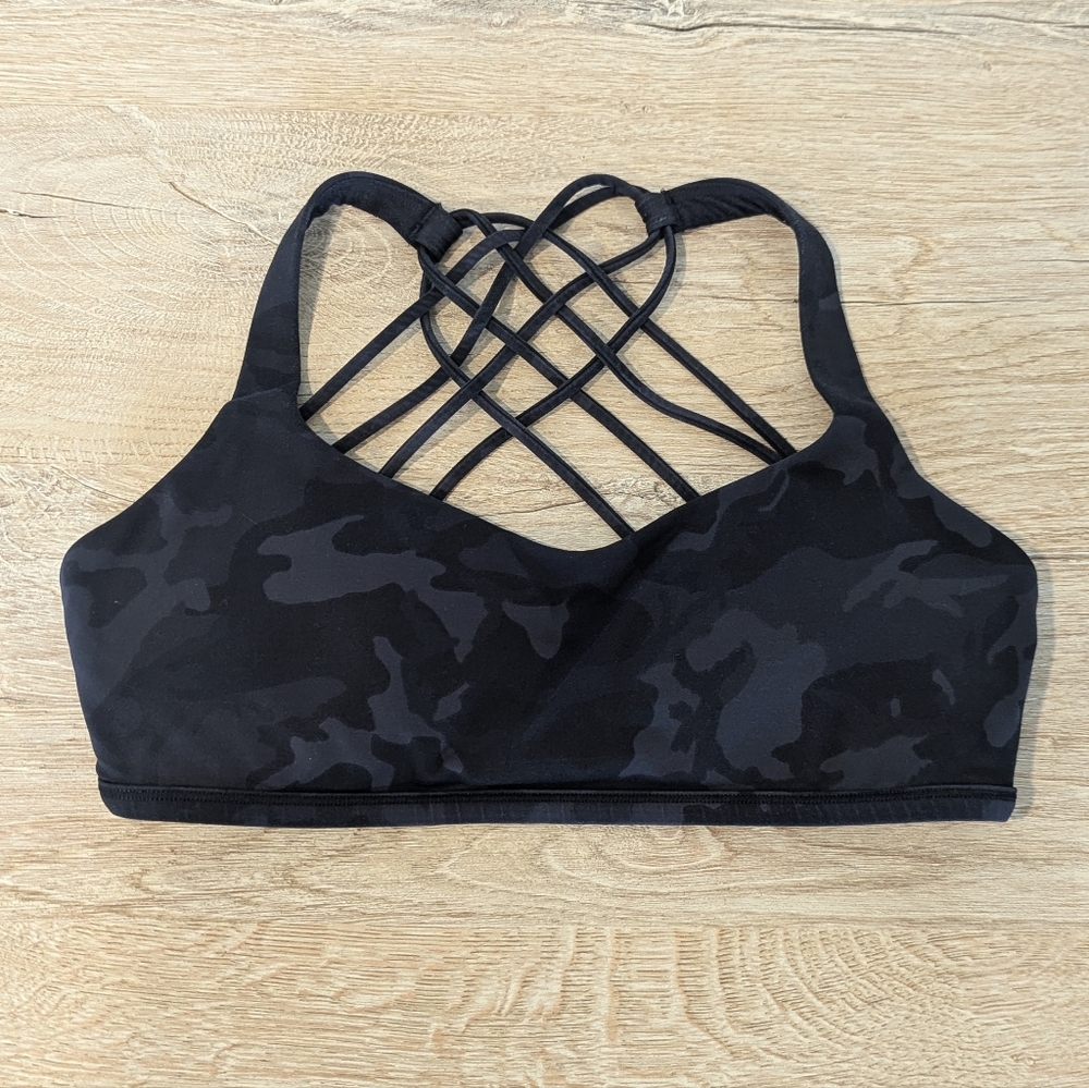 🍋 Lululemon - Free to be wild Sports Bra - 8